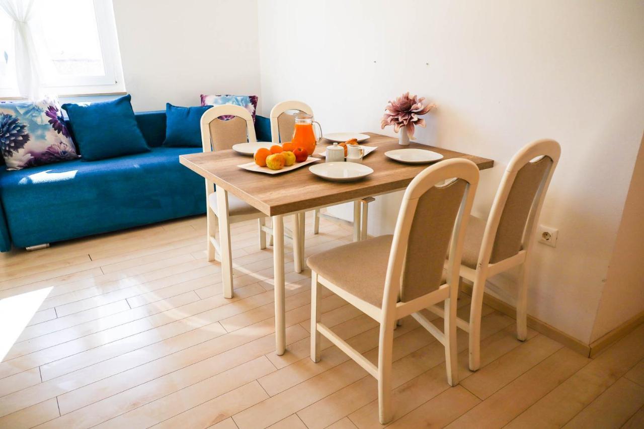 The Florens Residence Near The Beach With The Pool, Bbq And Kids Playground, Zadar Diklo 外观 照片
