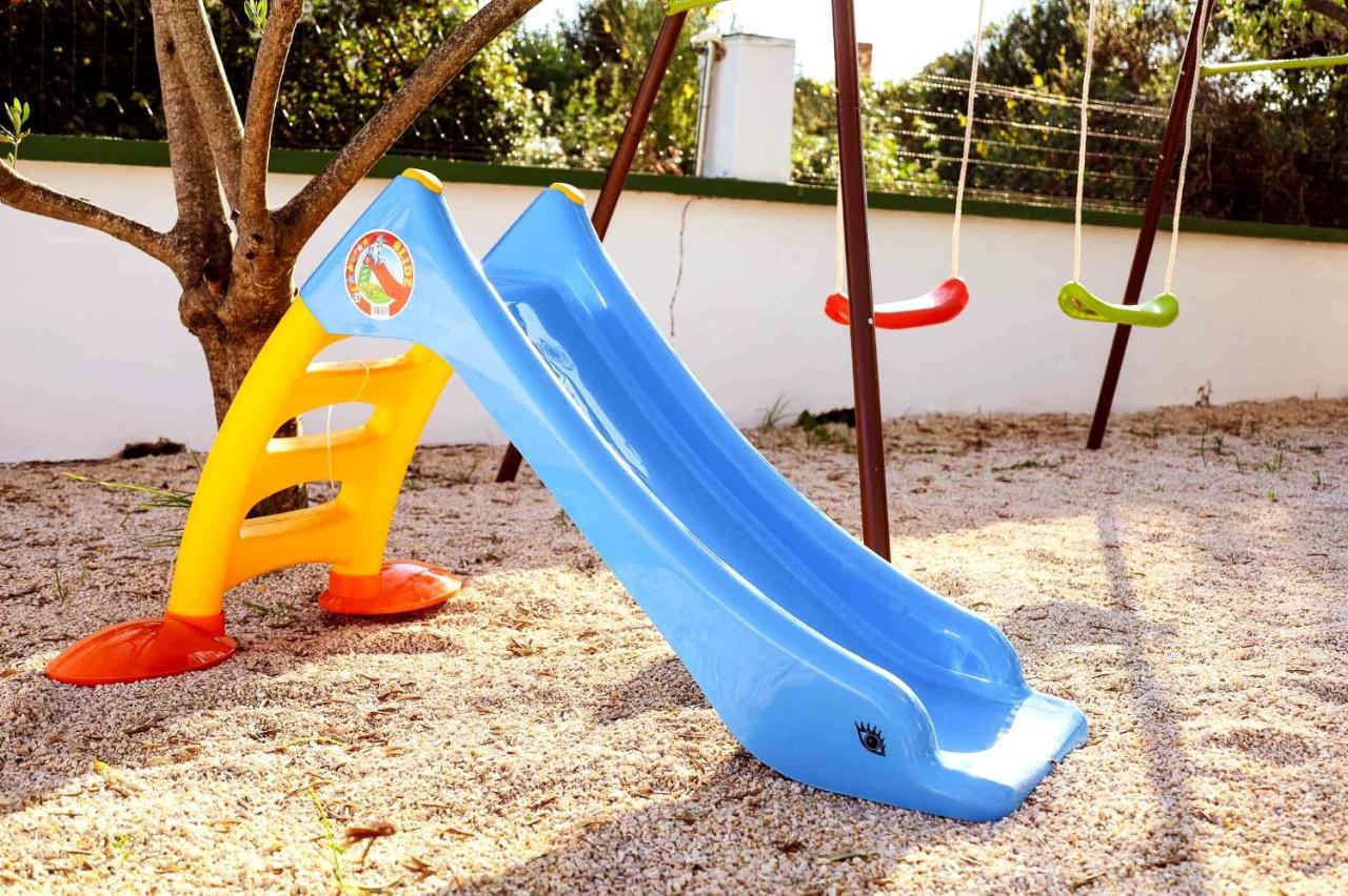 The Florens Residence Near The Beach With The Pool, Bbq And Kids Playground, Zadar Diklo 外观 照片