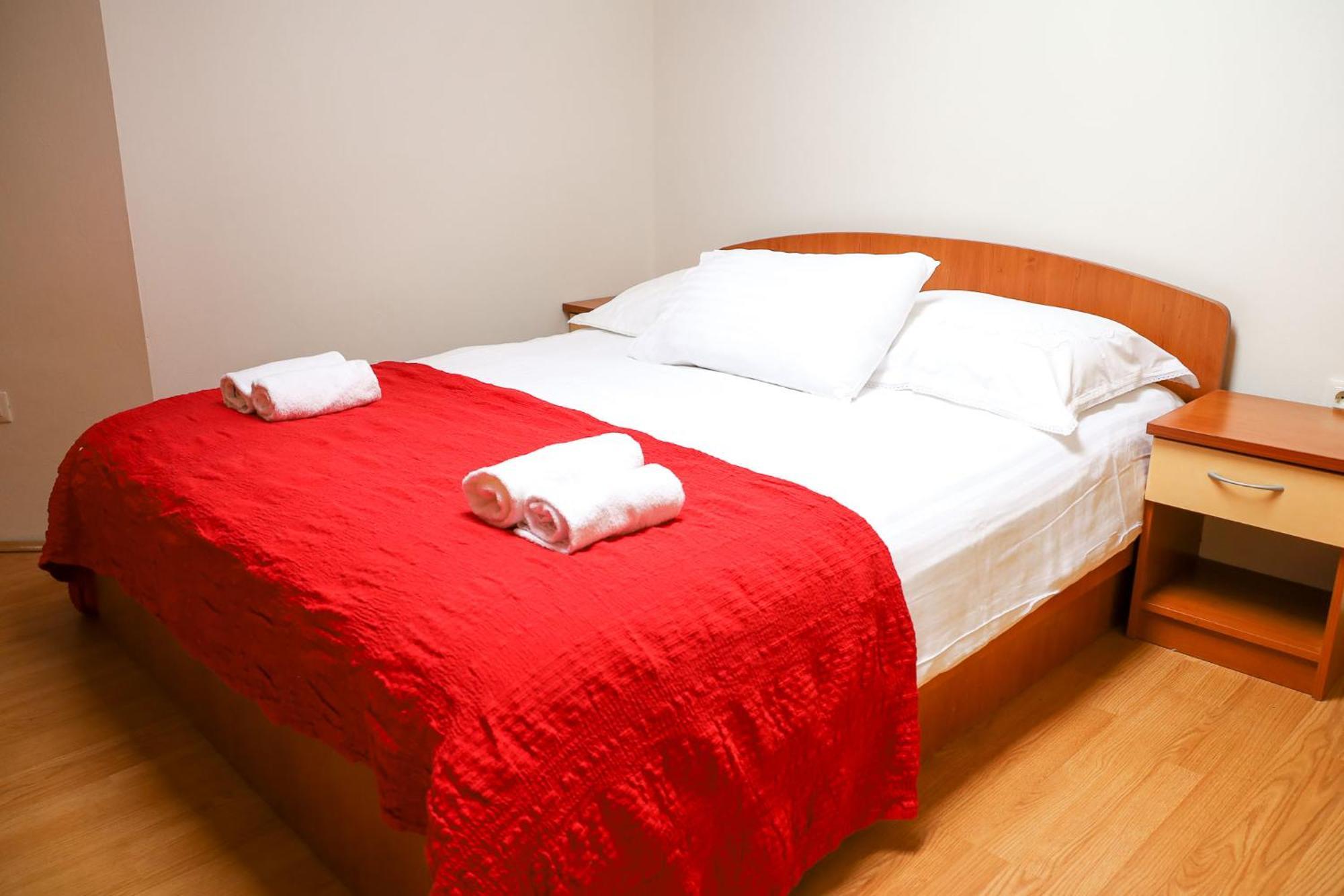 The Florens Residence Near The Beach With The Pool, Bbq And Kids Playground, Zadar Diklo 客房 照片